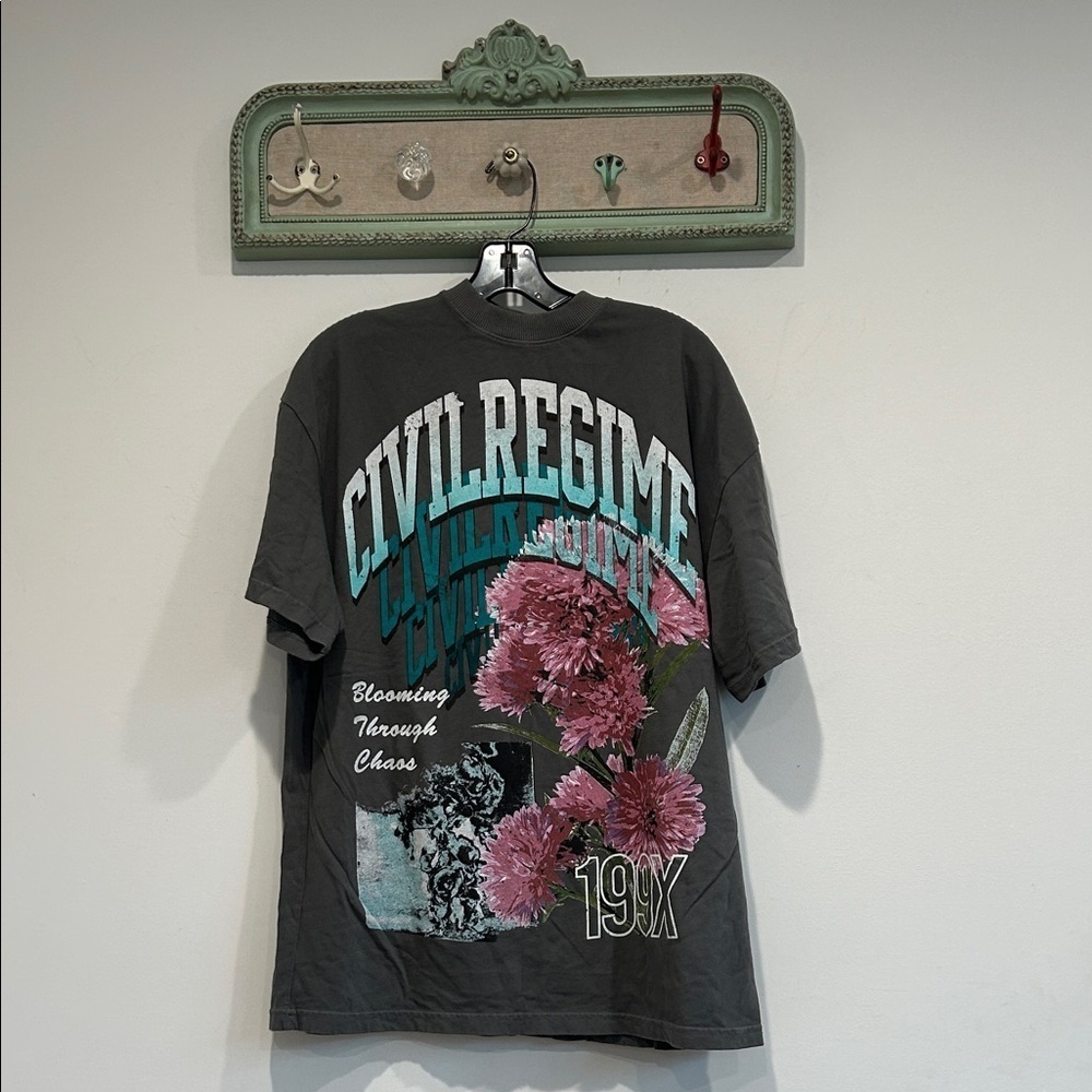 Civil Regime Gray Graphic Blooming Through Chaos tee short sleeve unisex small